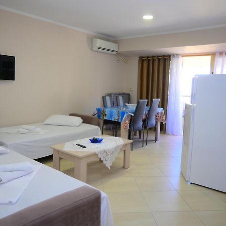 Eleana'S Apartament Sarandë Exteriér fotografie