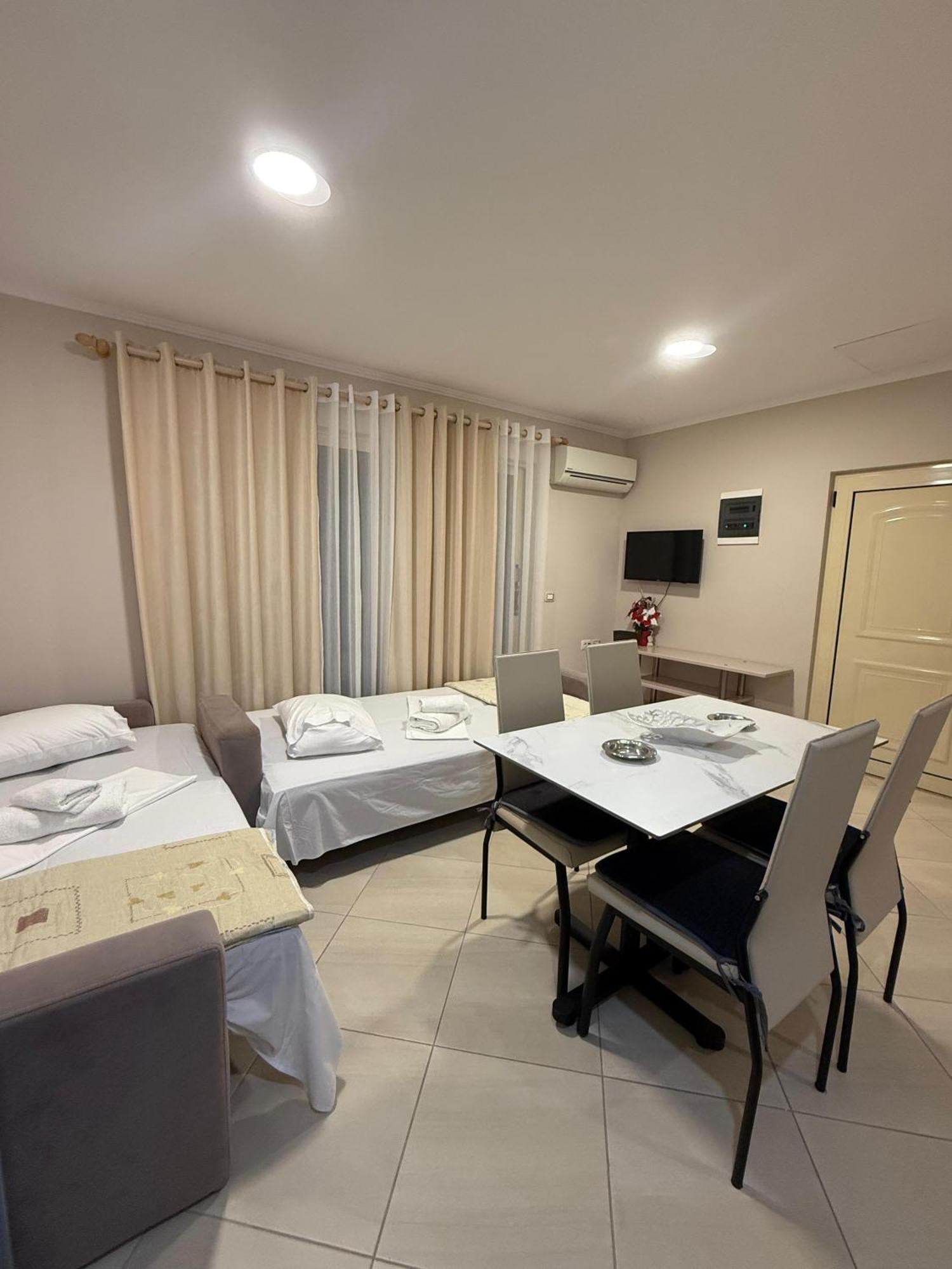 Eleana'S Apartament Sarandë Exteriér fotografie